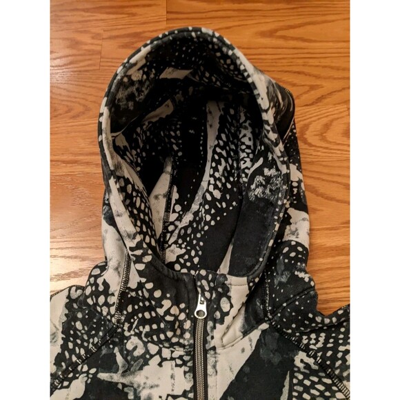 Lululemon Scuba Hoodie Zip Up Women's Sz 6 Activewear Sportswear Gym Workout - Picture 8 of 10